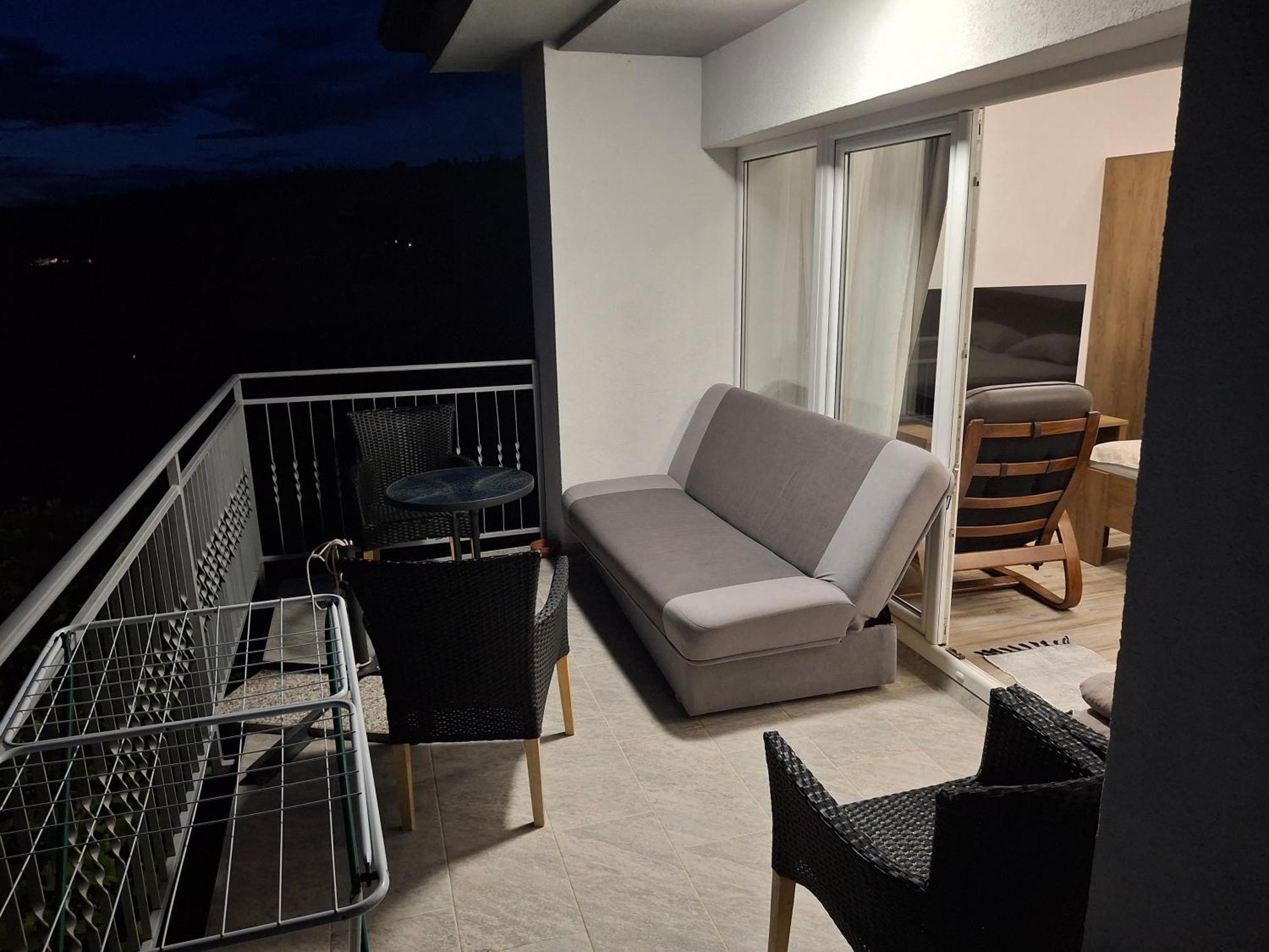 Apartma Med Oljkami - Portorose Esterno foto