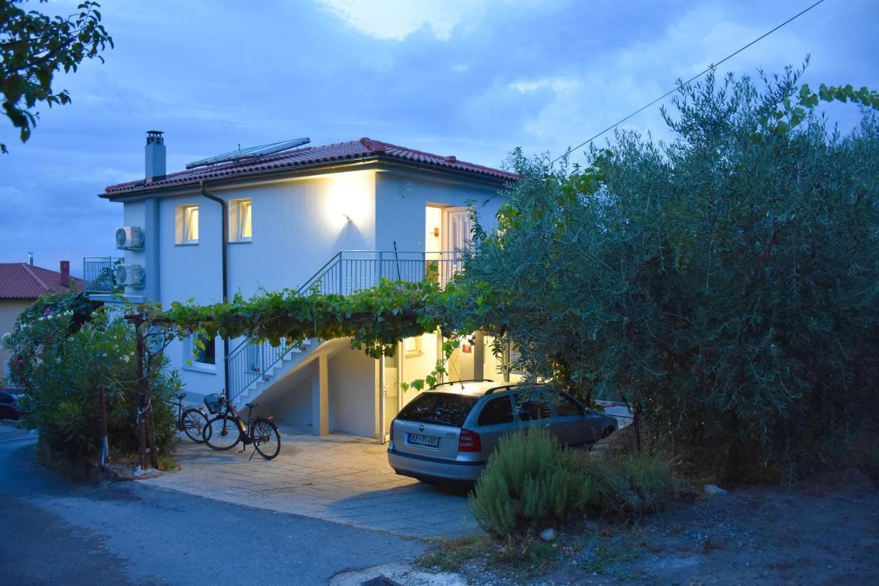 Apartma Med Oljkami - Portorose Esterno foto