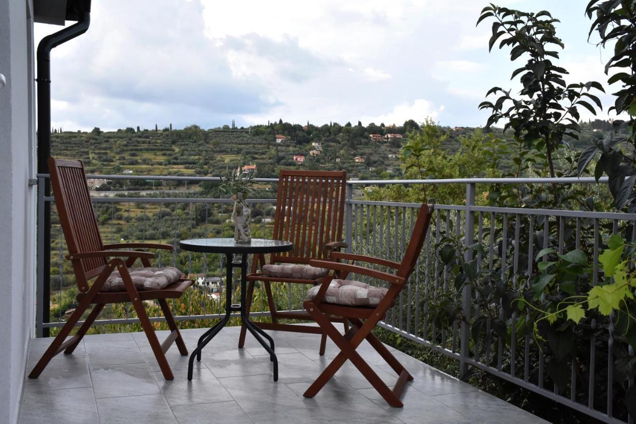 Apartma Med Oljkami - Portorose Esterno foto